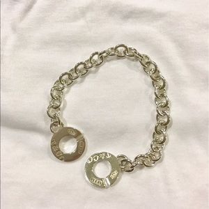 tiffany & co interlocking circles toggle bracelet