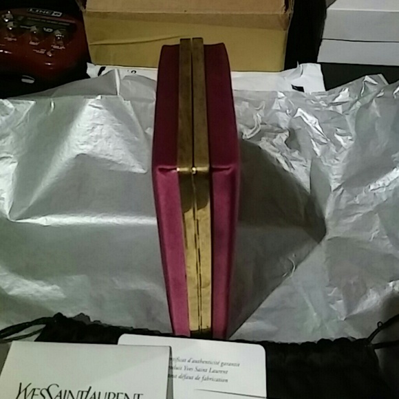 AUTHENTIC - YSL Y Mail Satin Evening Clutch - Picture 5 of 6