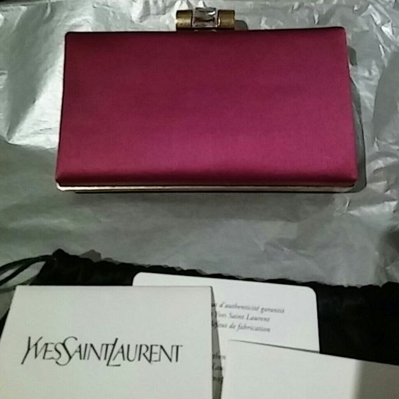 AUTHENTIC - YSL Y Mail Satin Evening Clutch - Picture 3 of 6