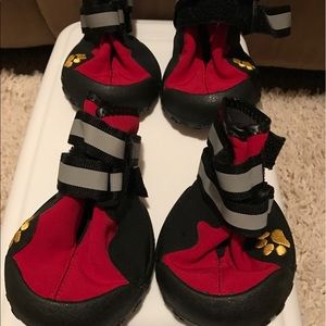 Dog shoes