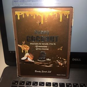 Honey coconut mask