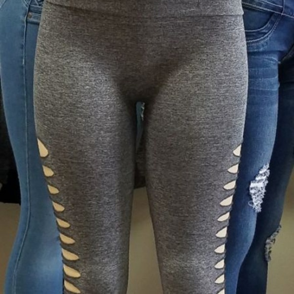 Set - Picture 1 of 2