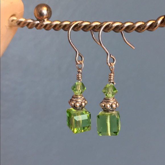 Cubic Green Swarovski Crystal Earrings - Picture 1 of 4