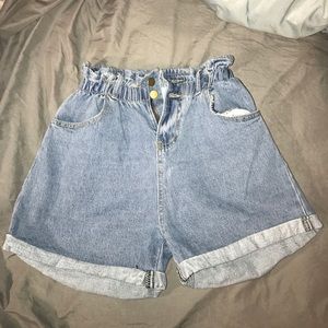 Light wash Mom shorts