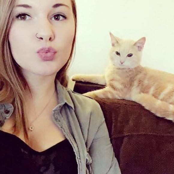 Meet your Posher, Casey - Picture 1 of 1