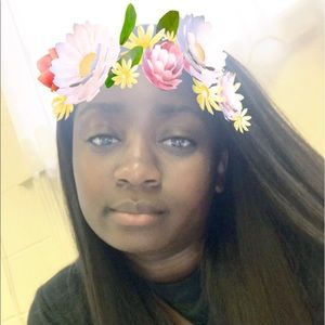 Meet your Posher, Danica