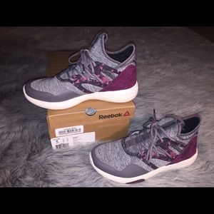 Reebok Hayasu Dance Athletic Shoes | size 6