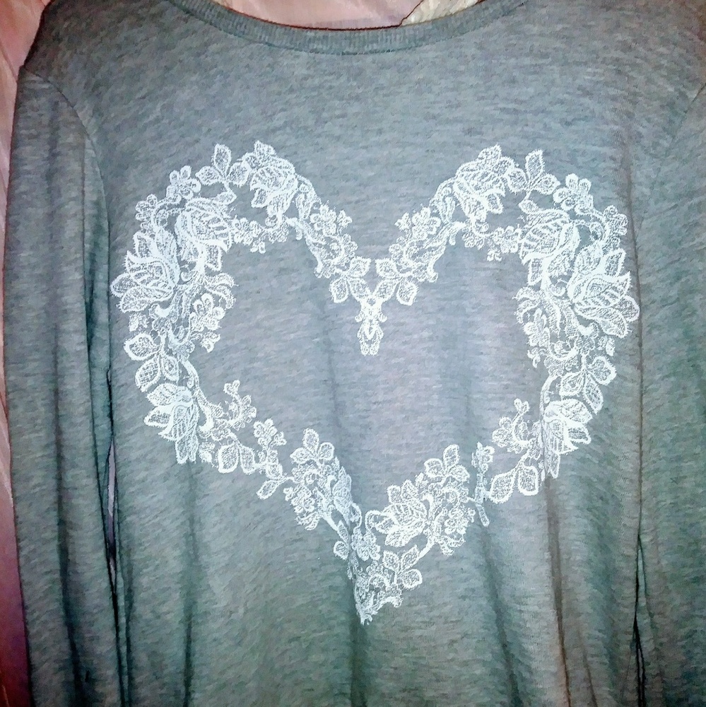 H&M heart sweater size medium