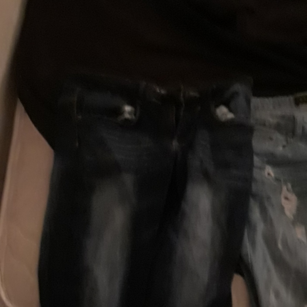 JEANS - Picture 2 of 4