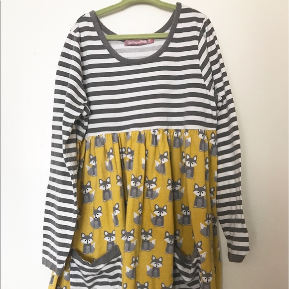jelly the pug foxtrot dress jelly the pug jelly the pug mustard gray fox foxes dress 10 from s closet jelly the pug foxtrot dress jelly the pug jelly the pug mustard gray fox foxes dress 10 from s closet