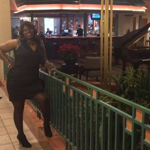 Meet your Posher, Delores