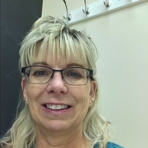 Meet your Posher, Deanna