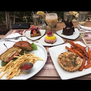 Meet your Posher, Catharine