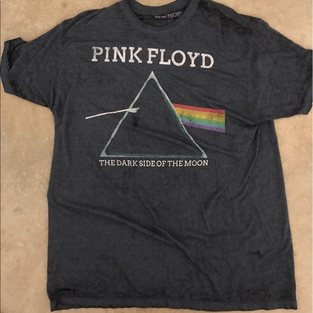 Pink Floyd shirt