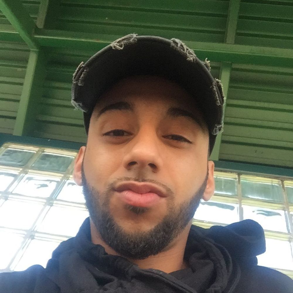 Meet your Posher, Luis