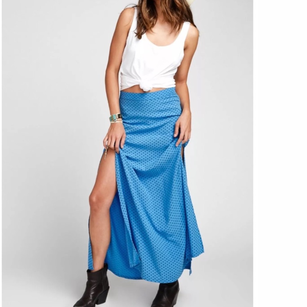 Wildfox diamond foulard wolf split skirt s Nwt