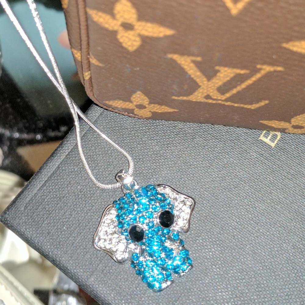 NWOT Crystal Elephant w/sterling Silver chain