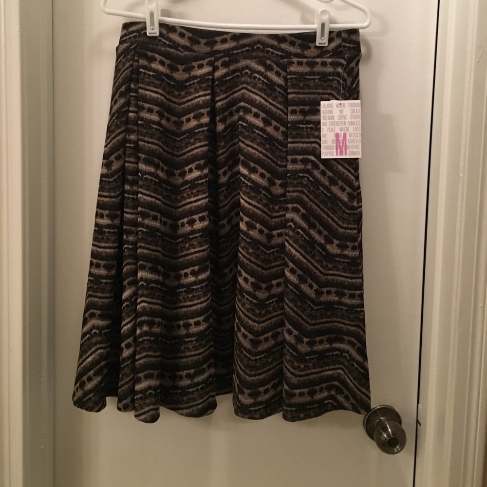 NWT LuLaRoe Madison brown pattern