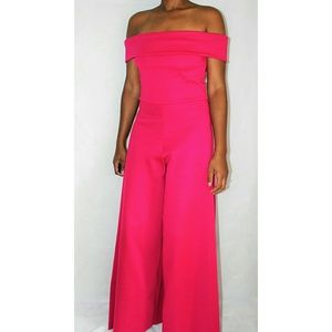 💜HP💜 Fuchsia Off The Shoulder Jumpsuit