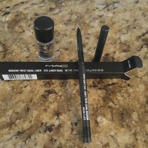BNIB MAC modern twist kajal eyeliner Cat's Meow ++