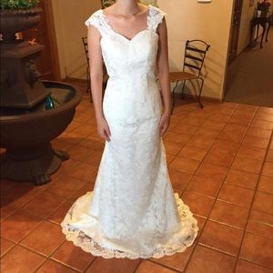 Ivory Wedding Dress