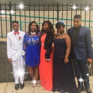 Meet your Posher, Tay