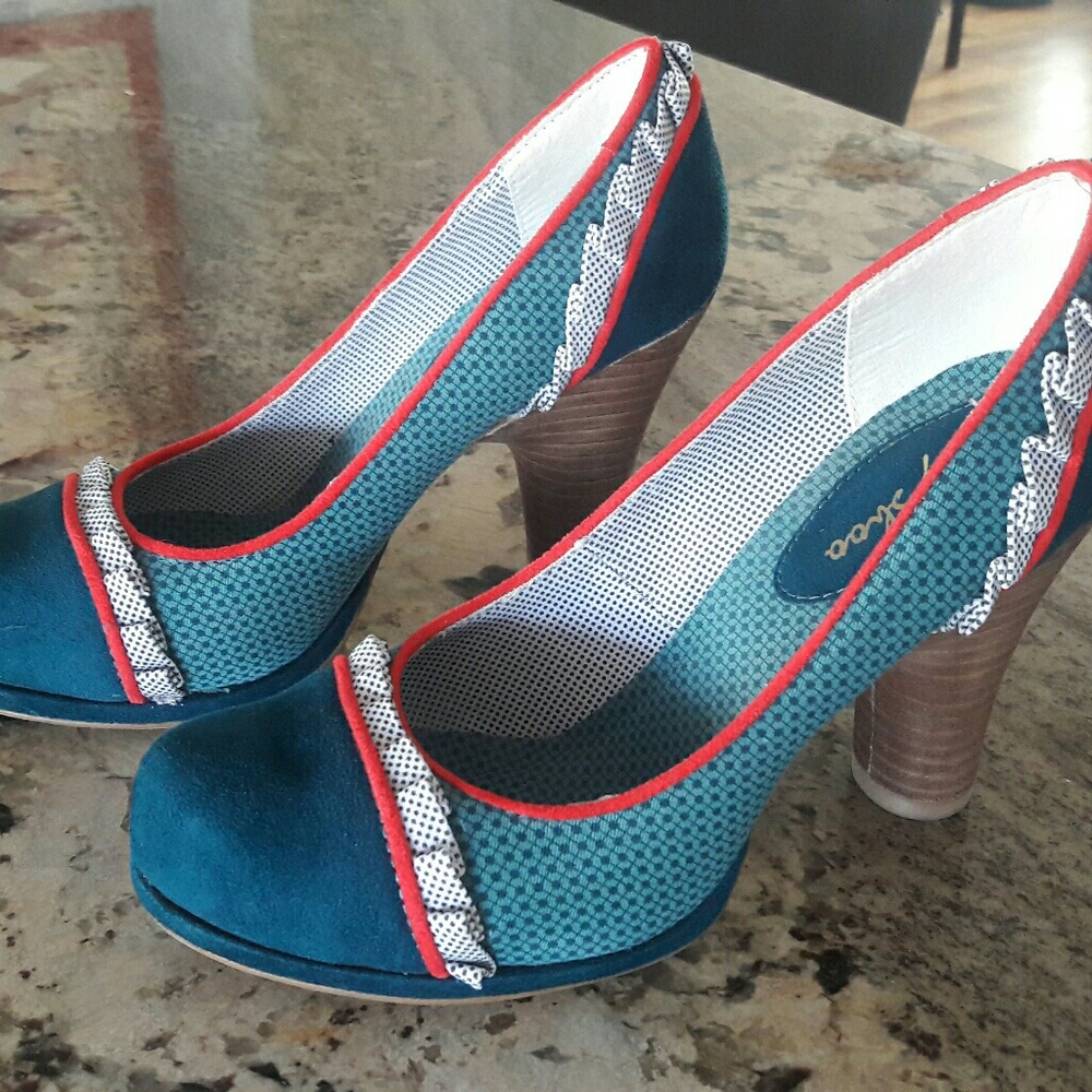 Ruby shoo boho pumps