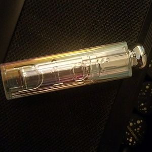 DIOR lipstick in "addict" 222-high shine.  Used on