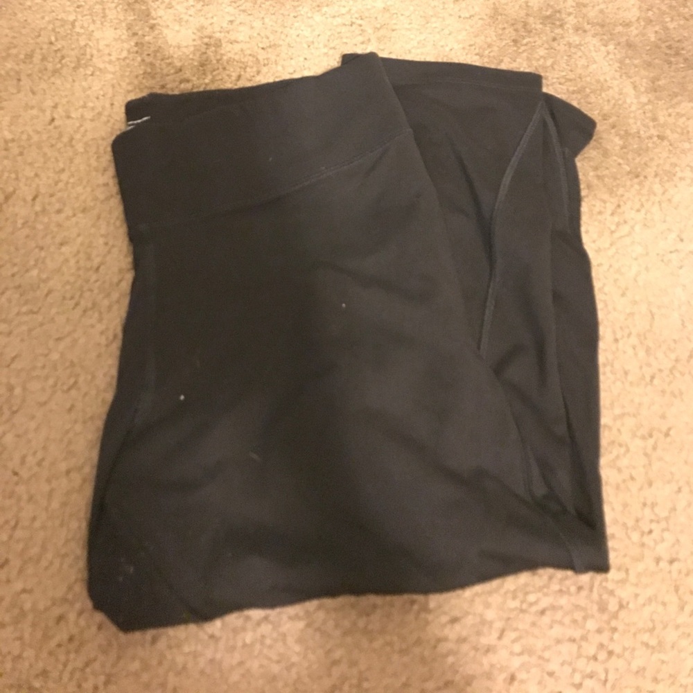 Victoria's Secret PINK ultimate capris crop