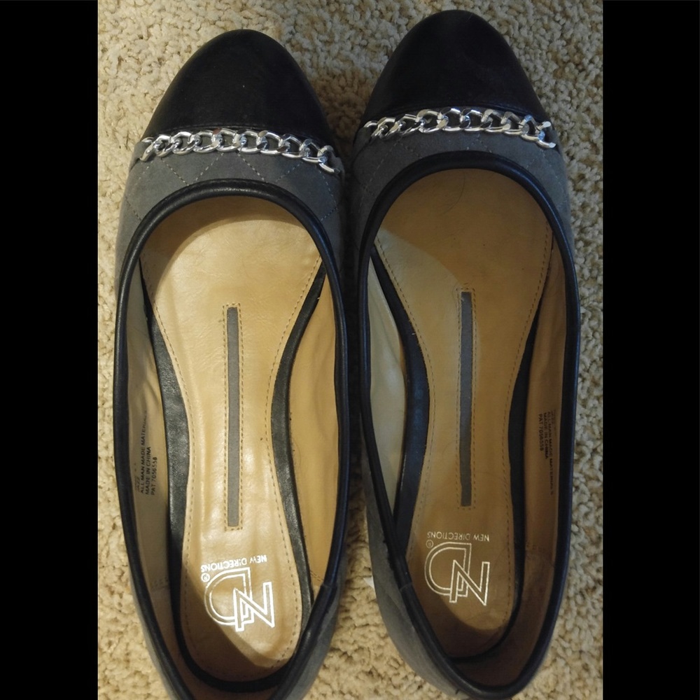 Two tone, super cute ballet flats