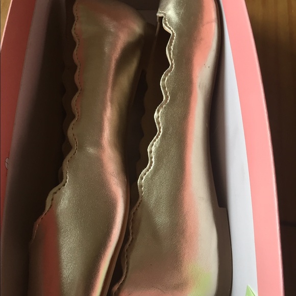 Very comfortable flats. Color not for me - Picture 1 of 3