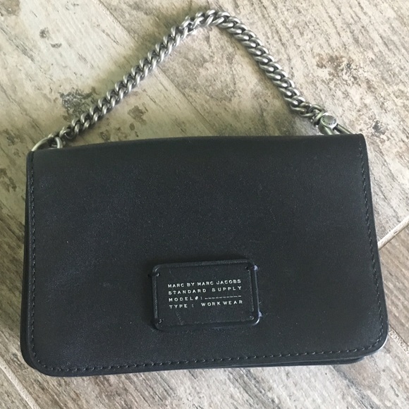Marc Jacobs Handbags - New! Marc Jacobs tiny purse wallet