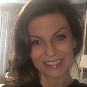 Meet your Posher, Stacy