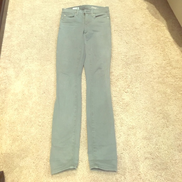 Green resolution skinny jeans from Gap! - Picture 1 of 3