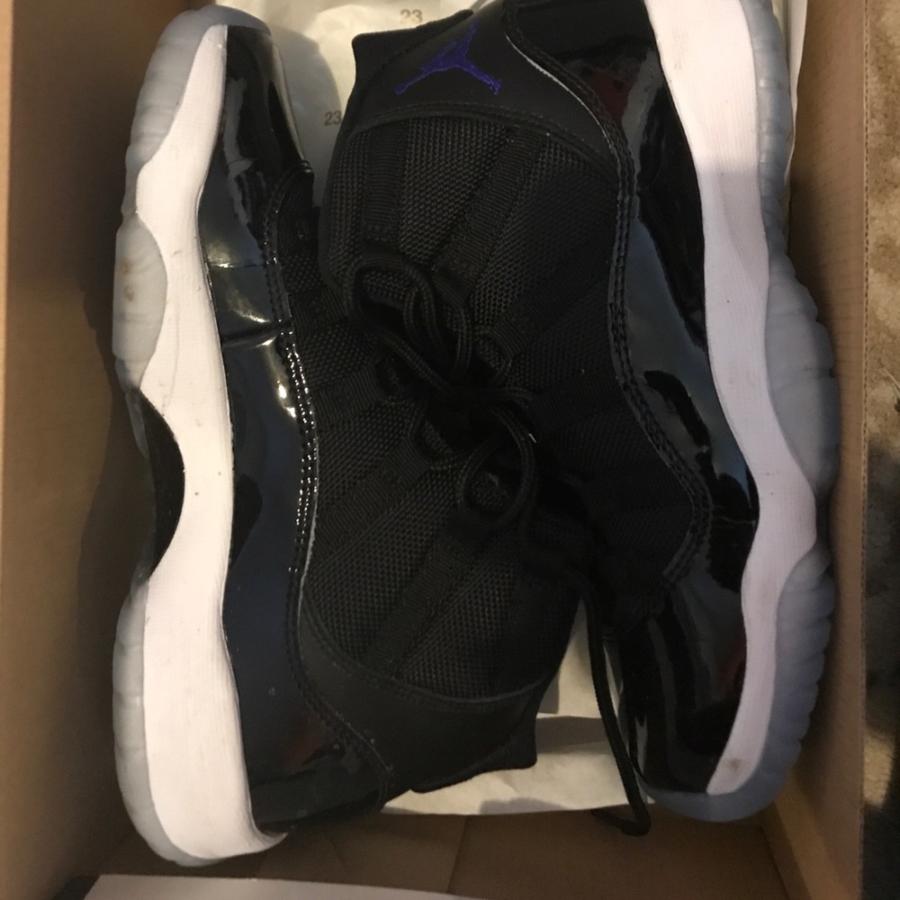 Authentic Jordan space jam 11's🔥FINAL SALE🔥