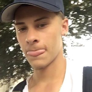 Meet your Posher, Isaiah