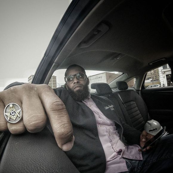 Meet your Posher, Dave - Picture 1 of 1