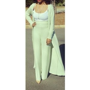 🛍SET FOR ONLY $20🛍Wide Leg Pants & Cardigan Set