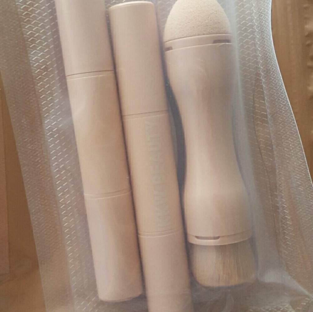 KKW CONTOUR MEDIUM kit