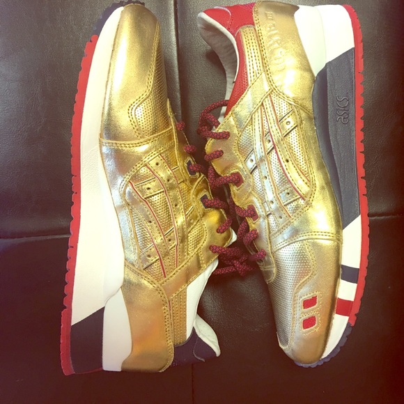 Kith USA GOLD ASics - Picture 2 of 5