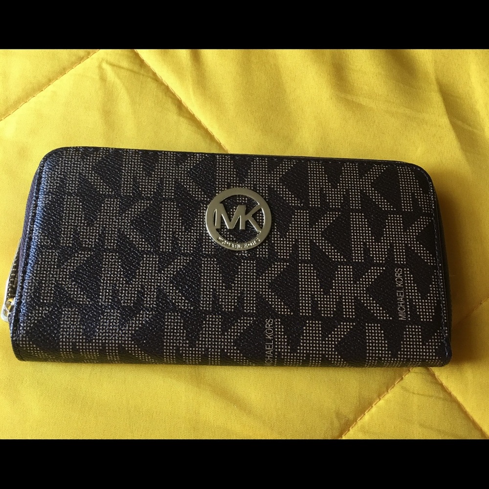 MK wallet !!!SOLD!!!