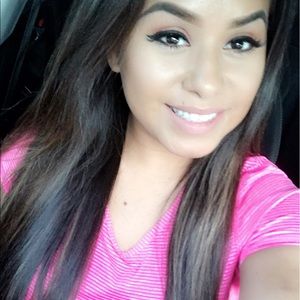 Meet your Posher, Roxana
