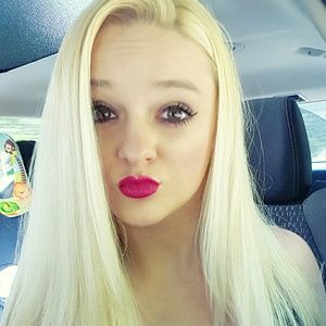 Meet your Posher, Ally