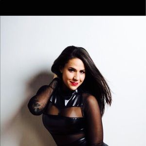 Meet your Posher, Vanessa