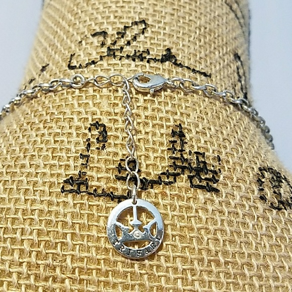 Trifari beautiful necklace. - Picture 3 of 6