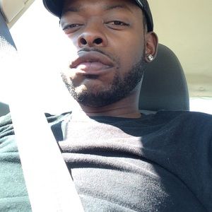 Meet your Posher, Deangelo