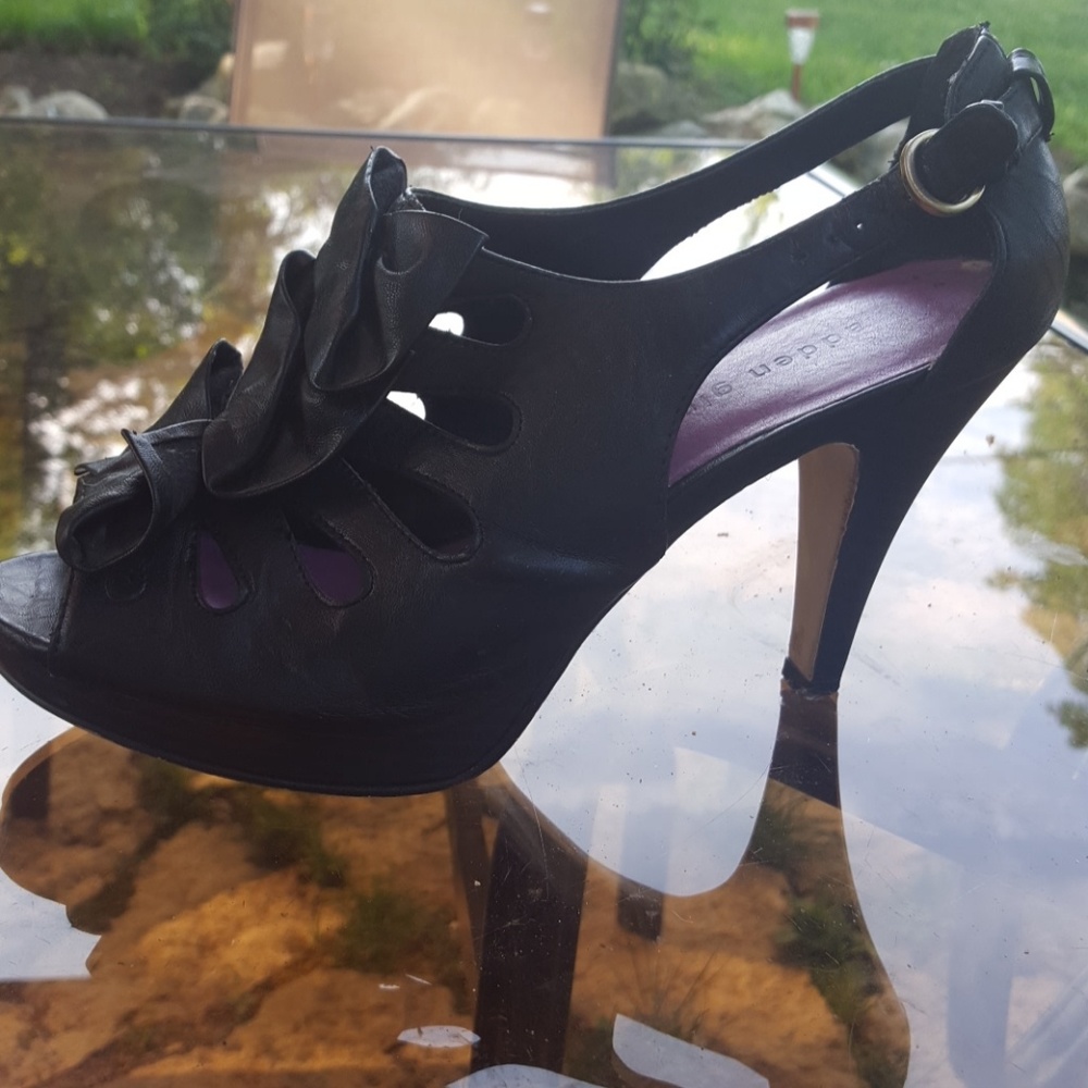Sandal
