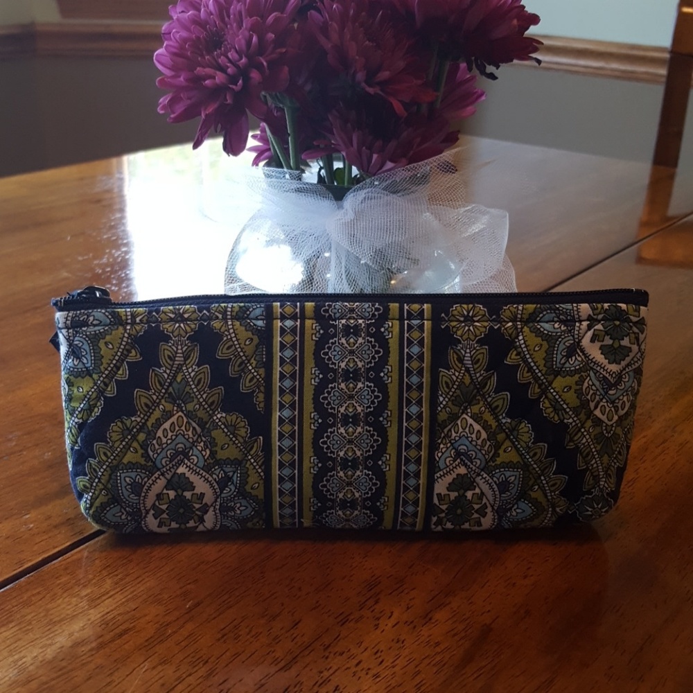 Vera Bradley Brush and Pencil Case Cambridge