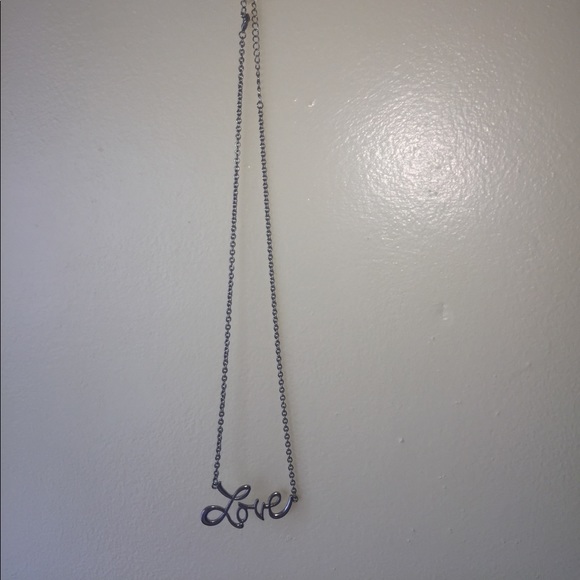 Necklace - Picture 1 of 2