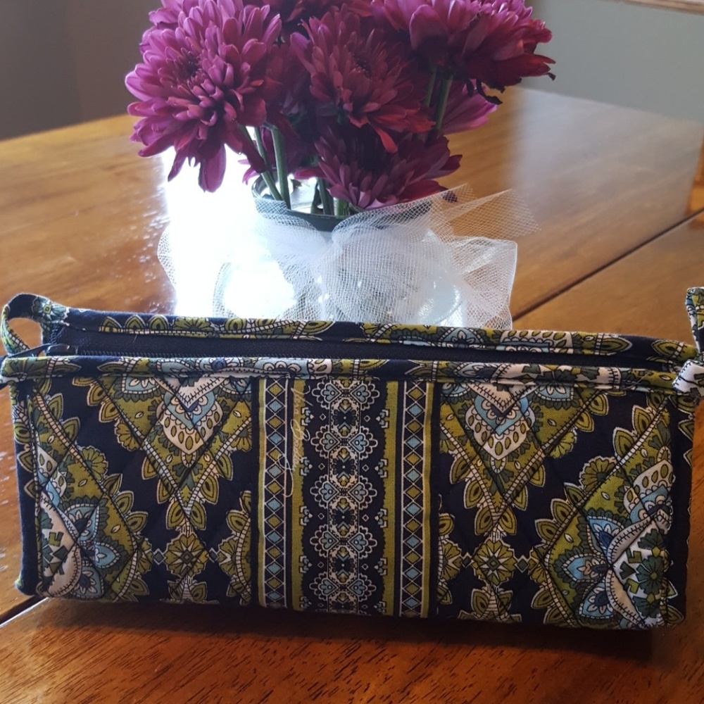⚡SALE⚡Vera Bradley Small Cosmetic Bag Cambridge